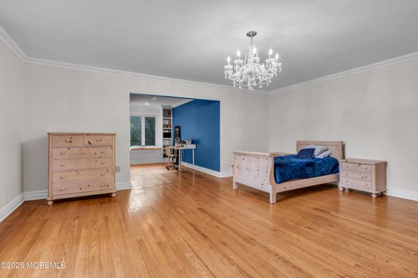 Chandelier, Interior, Recessed Lighting, Wood Texture Flooring