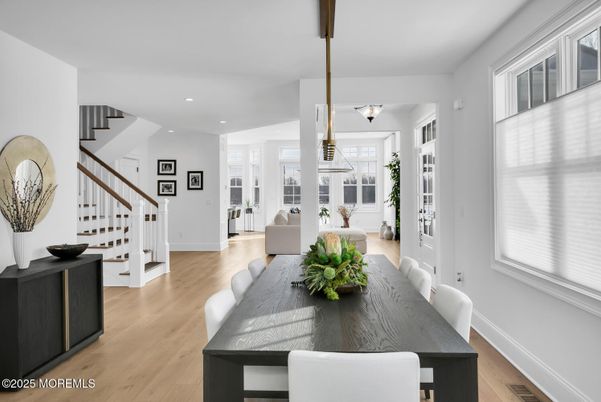 Dining room, Interior, Living room, Pendant Lights, Recessed Lighting, Wood Texture Flooring