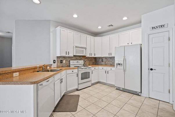 Interior, Kitchen, Recessed Lighting