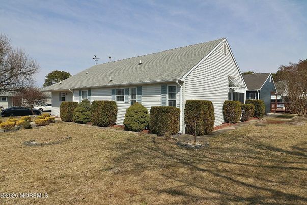 Backyard, Exterior, Facade, Cape Cod