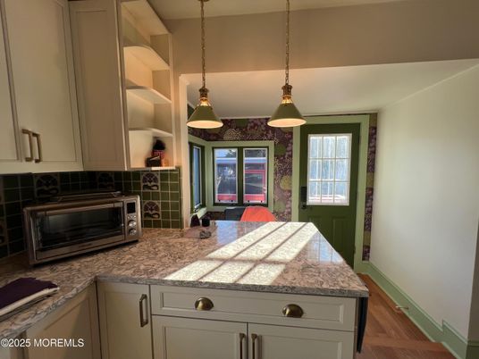 Interior, Kitchen, Pendant Lights, Wood Texture Flooring