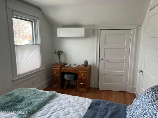 Bedroom, Home Office, Interior, Wood Texture Flooring