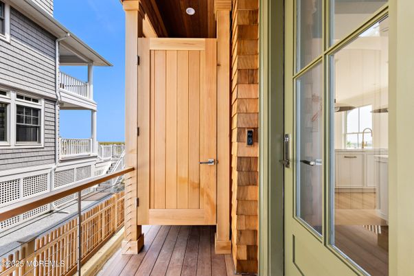 Exterior, Wood Texture Flooring