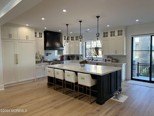 Interior, Kitchen, Pendant Lights, Recessed Lighting, Wood Texture Flooring