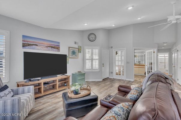 Interior, Living room, Recessed Lighting, Wood Texture Flooring
