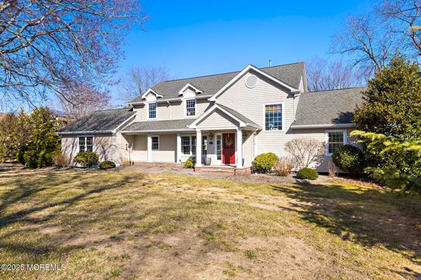 Exterior, Facade, Cape Cod