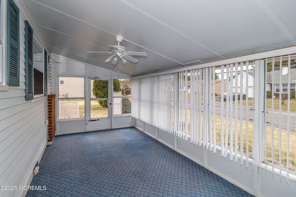 Empty room, Interior, Sun Room