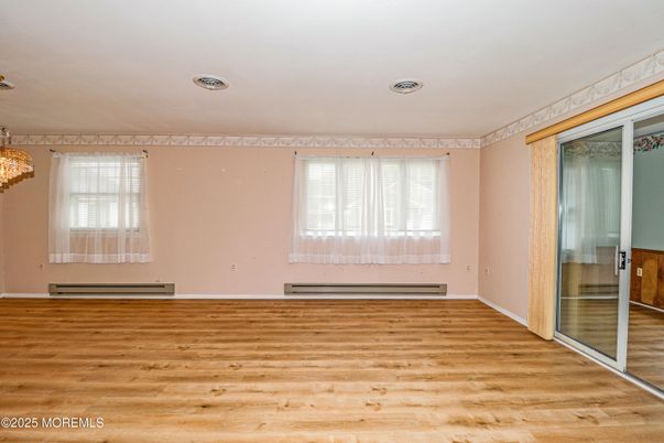 Chandelier, Empty room, Interior, Wood Texture Flooring