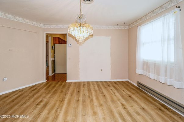 Chandelier, Empty room, Interior, Wood Texture Flooring