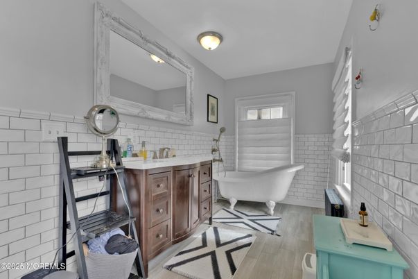 Bathroom, Free Standing Baths, Interior, Wood Texture Flooring