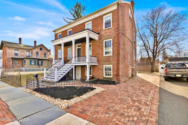 Exterior, Facade, Brick Facade, Rowhouse