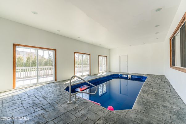 Interior, Pool, Recessed Lighting