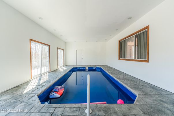 Interior, Pool, Recessed Lighting