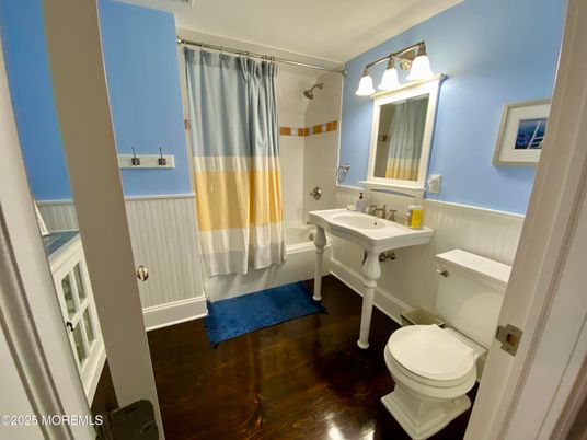 Bathroom, Interior, Wood Texture Flooring