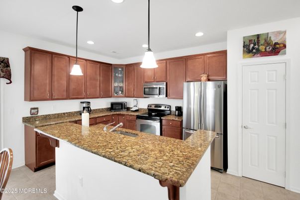 Interior, Kitchen, Pendant Lights, Recessed Lighting, Stainless Steel Appliances