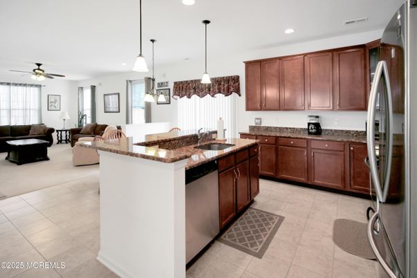 Interior, Kitchen, Living room, Pendant Lights, Recessed Lighting, Stainless Steel Appliances