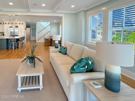Dining room, Interior, Kitchen, Living room, Pendant Lights, Recessed Lighting, Wood Texture Flooring