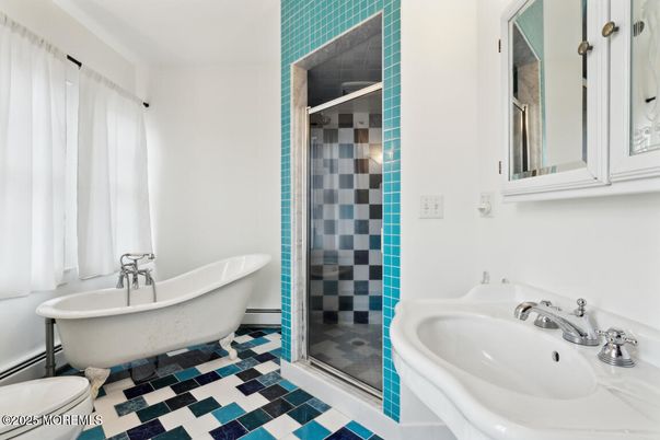 Bathroom, Free Standing Baths, Interior