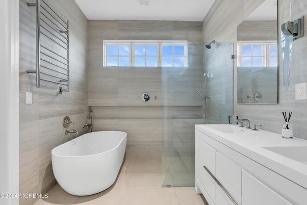 Bathroom, Dual Sink Vanities, Free Standing Baths, Glass Shower, Interior, Wooden Walls