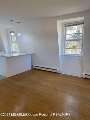 Empty room, Interior, Pendant Lights, Wood Texture Flooring