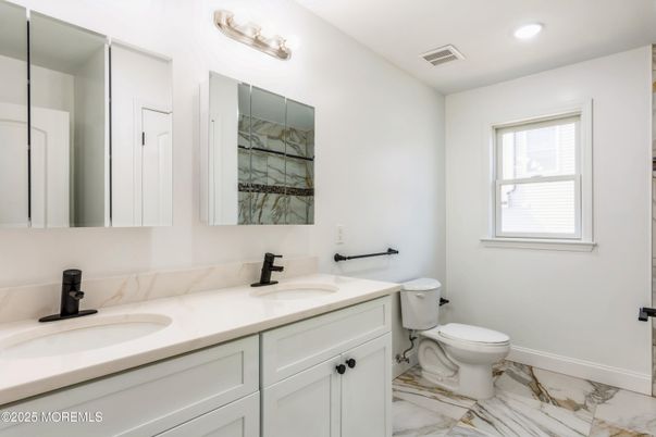 Bathroom, Dual Sink Vanities, Interior, Marble, Recessed Lighting