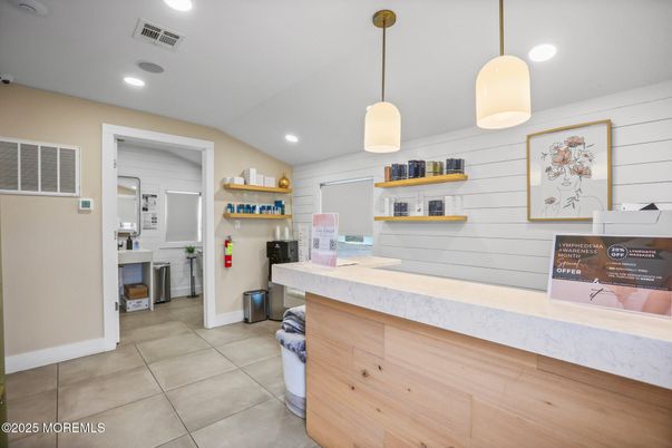 Interior, Pendant Lights, Recessed Lighting