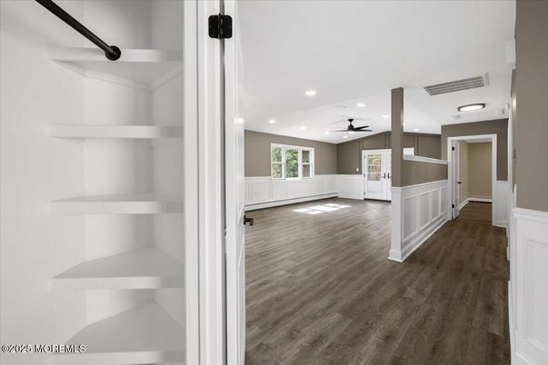 Interior, Recessed Lighting, Wood Texture Flooring