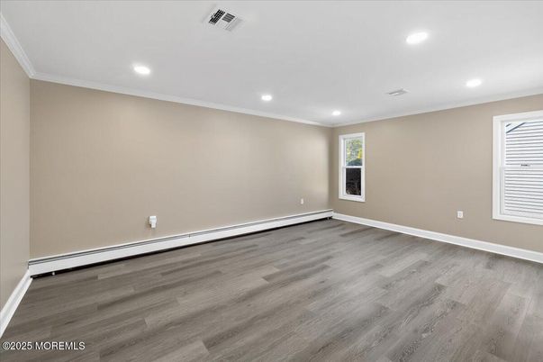 Empty room, Interior, Recessed Lighting, Wood Texture Flooring