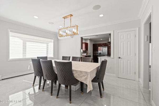Dining room, Interior, Kitchen, Pendant Lights, Recessed Lighting, Stainless Steel Appliances