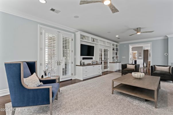 Interior, Living room, Recessed Lighting, Wood Texture Flooring