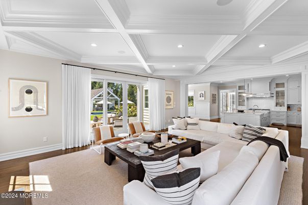 Interior, Kitchen, Living room, Pendant Lights, Recessed Lighting, Wood Texture Flooring