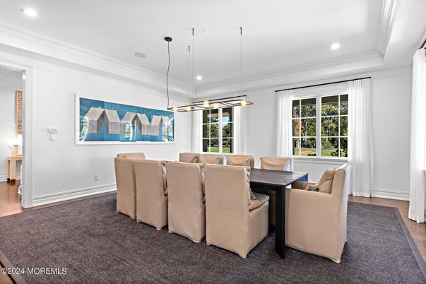 Dining room, Interior, Living room, Pendant Lights, Recessed Lighting, Wood Texture Flooring