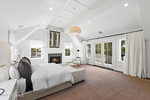 Bedroom, Fireplace, Interior, Pendant Lights, Recessed Lighting
