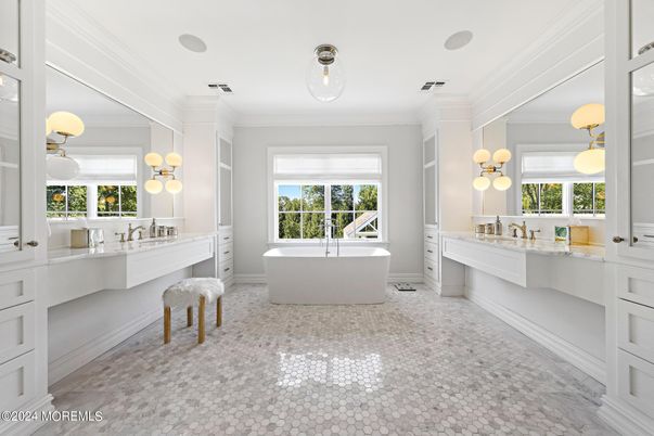 Bathroom, Dual Sink Vanities, Free Standing Baths, Interior