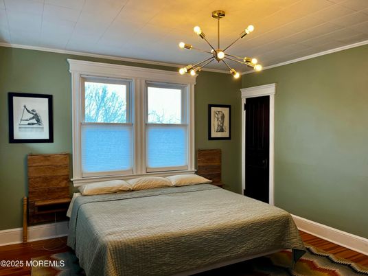 Bedroom, Interior, Pendant Lights, Wood Texture Flooring