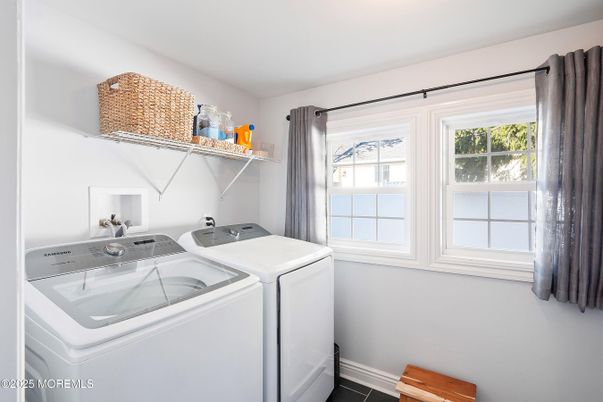 Interior, Washer