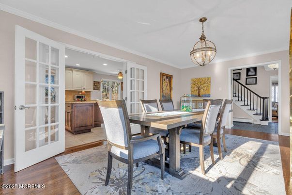 Chandelier, Dining room, Interior, Kitchen, Recessed Lighting, Wood Texture Flooring