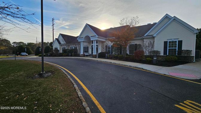 Exterior, Facade, Farmhouse