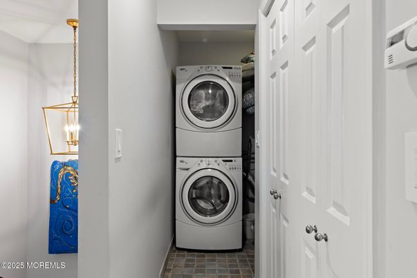 Interior, Pendant Lights, Utility Closets, Washer
