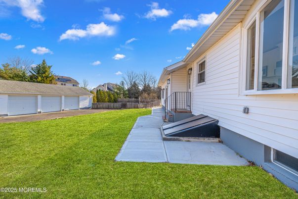 Backyard, Detached Garage, Exterior
