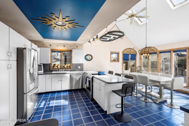 Dining room, Interior, Kitchen, Pendant Lights, Recessed Lighting, Stainless Steel Appliances