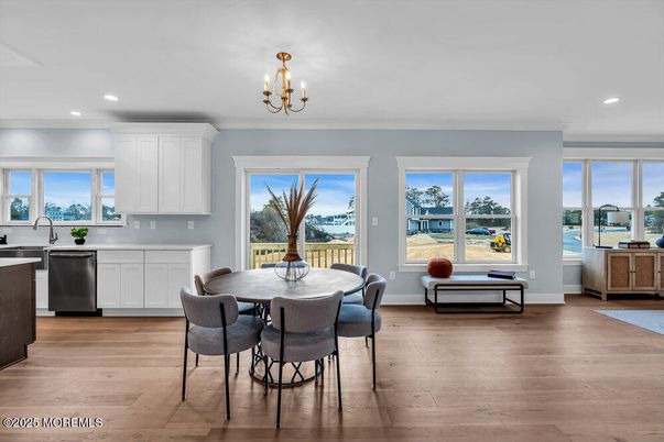 Chandelier, Dining room, Interior, Kitchen, Recessed Lighting, Wood Texture Flooring