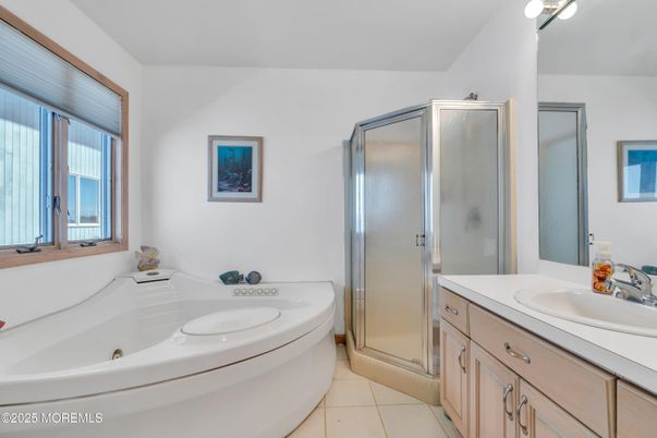 Bathroom, Dual Sink Vanities, Glass Shower, Interior