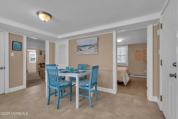 Dining room, Interior