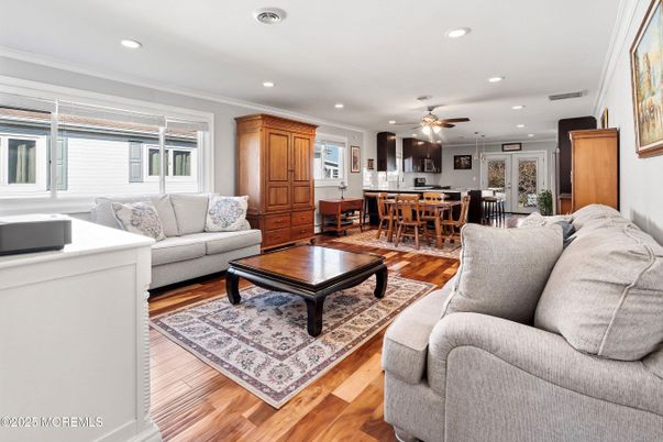 Dining room, Interior, Living room, Recessed Lighting, Wood Texture Flooring