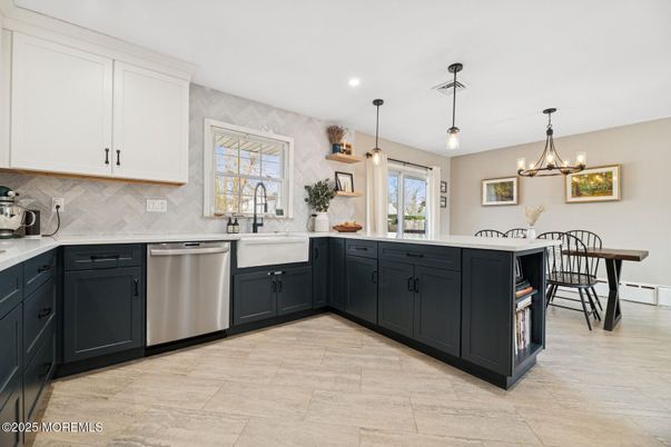 Dining room, Interior, Kitchen, Pendant Lights, Recessed Lighting, Stainless Steel Appliances, Wood Texture Flooring