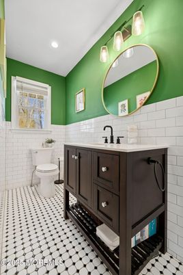 Bathroom, Interior, Recessed Lighting