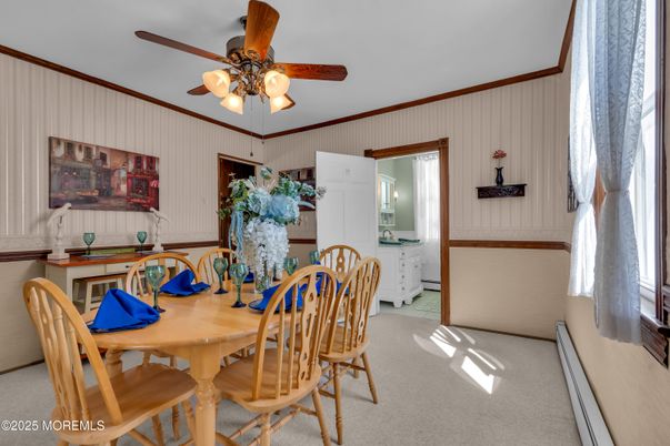 Dining room, Interior