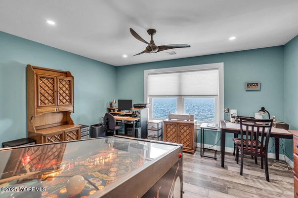 Home Office, Interior, Recessed Lighting, Water, Wood Texture Flooring