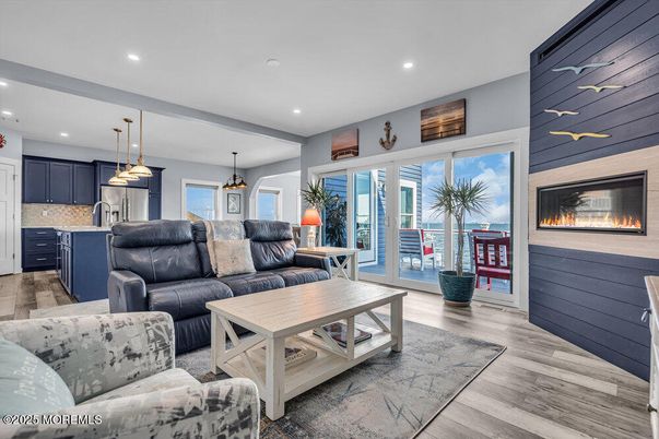 Fireplace, Interior, Kitchen, Living room, Pendant Lights, Recessed Lighting, Wood Texture Flooring